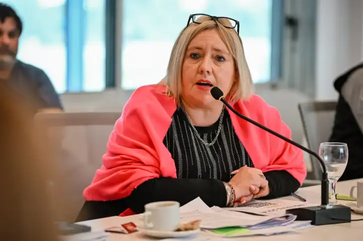 multimedia.normal.b3b346abcb08ea88.bm9ybWFsLndlYnA=