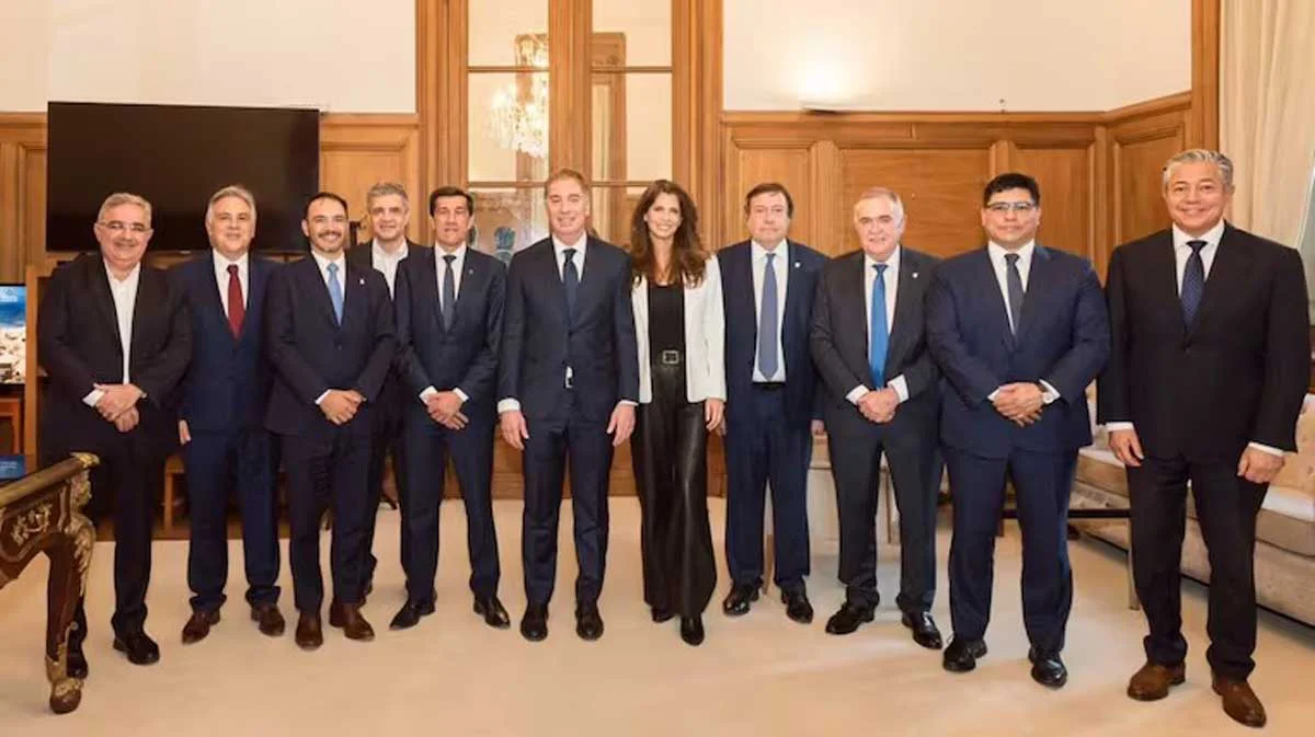 santilli-con-gobernadores